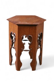 AMERICAN OAK LAMP TABLE