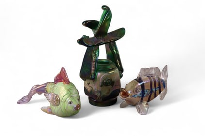 3 PIECES OF ART GLASS