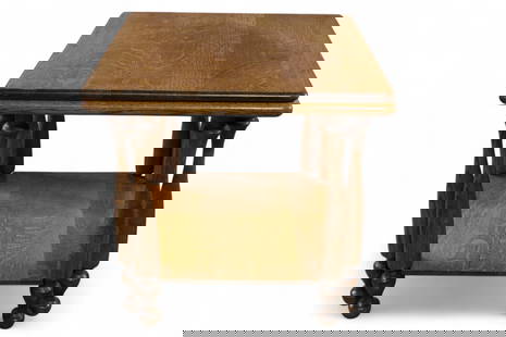 AMERICAN OAK LAMP TABLE: SQUARE TOP AMERICAN OAK LAMP TABLE WITH LOWER SHELF, AGE SPLIT TO LOWER SECTION. MINOR WEAR TO FINISH. 28" X 28" x 28" H. THIS ITEM EXCEEDS SIZE OR WEIGHT LIMITATIONS FOR IN HOUSE SHIPPING, MUST BE PI