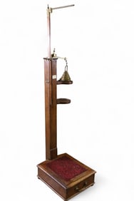 DE GRAVE, SHORT, FANNER & CO. FLOOR SCALE