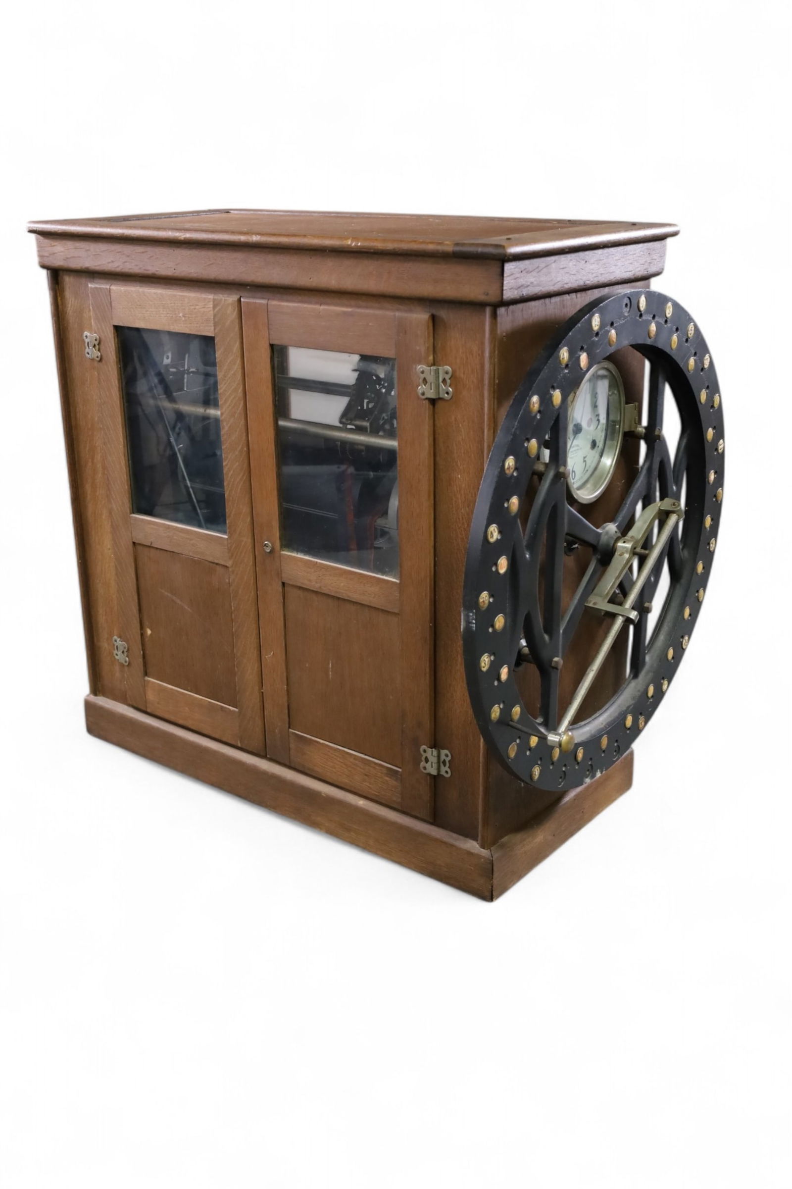 INTERNATIONAL TIME CLOCK (1 of 5)