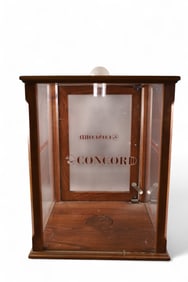 CONCORD TABLE TOP SHOWCASE