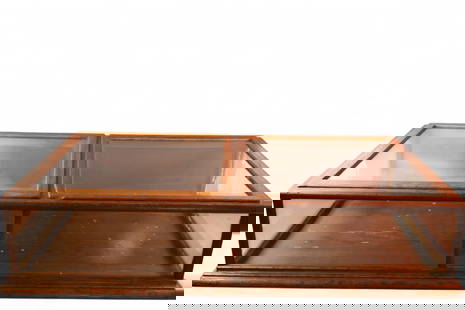 LARGE OAK TABLE TOP SHOWCASE: LARGE GENERAL STORE TABLE TOP SOWCASE, SLIDING TOP OPENING. 46" W x 23" D x 10" H. THIS ITEM EXCEEDS SIZE OR WEIGHT LIMITATIONS FOR IN HOUSE SHIPPING, MUST BE PICKED UP VIA 3rd PARTY GROUND SHIPPER.