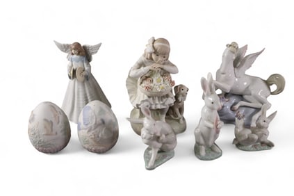 8 LLADRO FIGURES