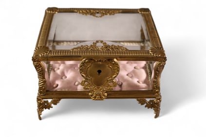 DRESSER BOX
