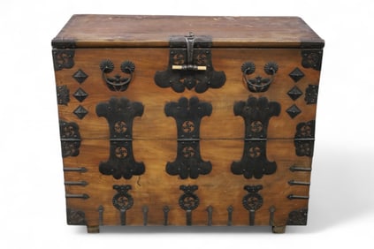 TANSU CHEST