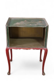 PAINTED CHINESE MOTIF SIDE TABLE