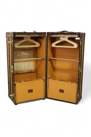 ANTIQUE LOUIS VUITTON STEAMER TRUNK