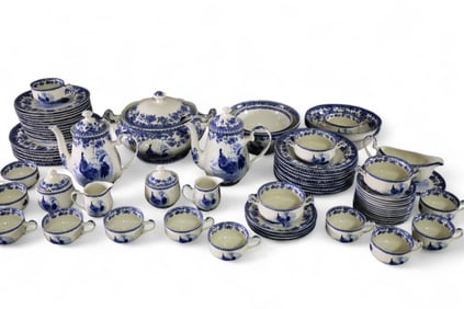 LARGE WILLIAM JAMES DISH SET