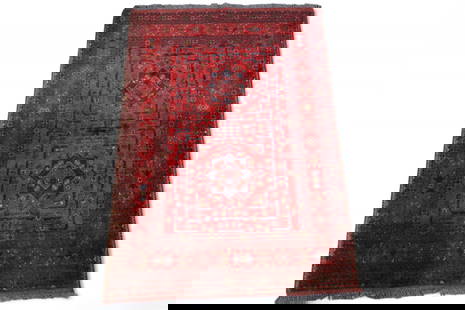 APPROX 4' 9" x 3' 4" HANDMADE WOOL RUG: HANDMADE WOOL RUG