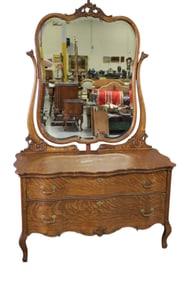 AMERICAN OAK LOW BOY DRESSER