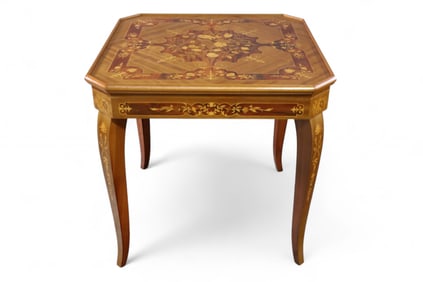 ITALIAN GAME TABLE