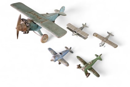 5 TOY AIRPLANES