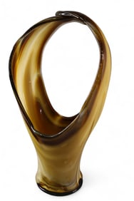 ART GLASS VASE
