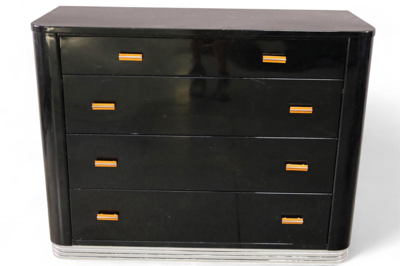 SIMMONS DECO 4 DRAWER CHEST (1 of 3)