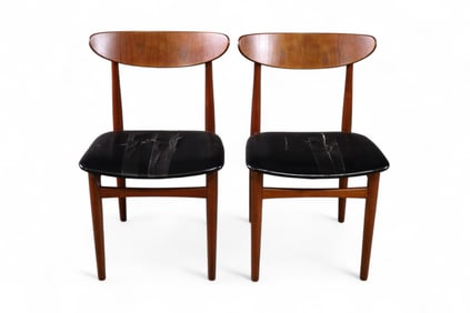 PAIR OF SORO STOLEFABRIK DINING CHAIRS
