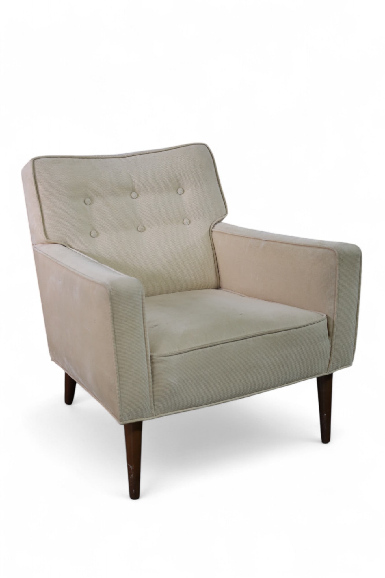 MCM LOUNGE CHAIR: MID CENTURY MODERN LOUNGE CHAIR, WEAR TO UPHOLSTERY. NEEDS CLEANED. 30" W x 31" D x 31" H. THIS ITEM EXCEEDS SIZE LIMITATIONS FOR IN HOUSE SHIPPING, MUST BE PICKED UP IN HOUSE OR SHIPPED VIA 3rd PARTY