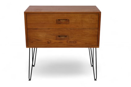 MID CENTURY MODERN CHEST