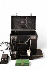 SINGER SEWING MACHINE