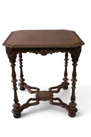 1930'S WALNUT LAMP TABLE