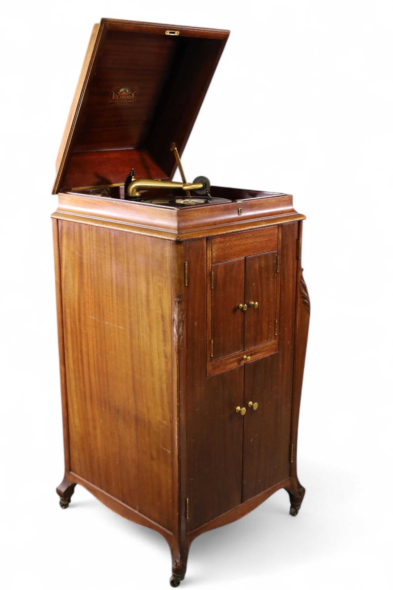 VICTOR FLOOR MODEL VICTROLA (1 of 4)