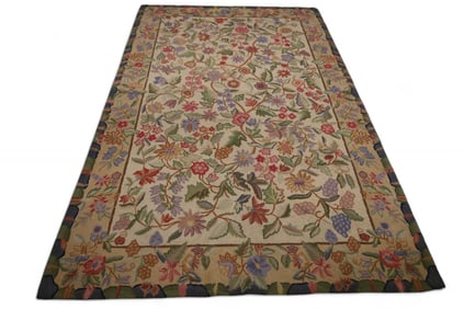 APPROX 8' 2" x 5' 2" HOOK RUG