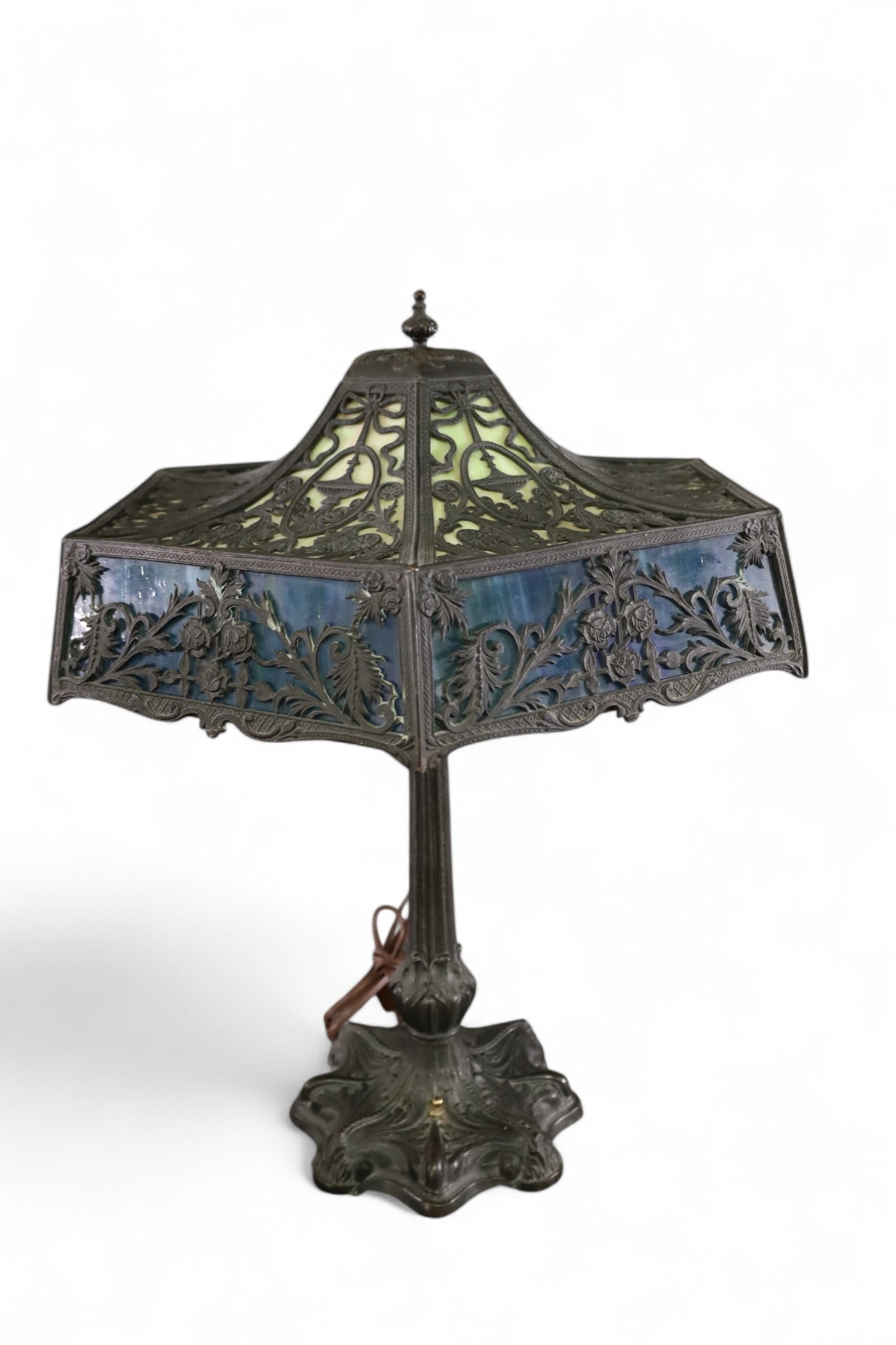 1920'S SLAG GLASS LAMP (1 of 6)