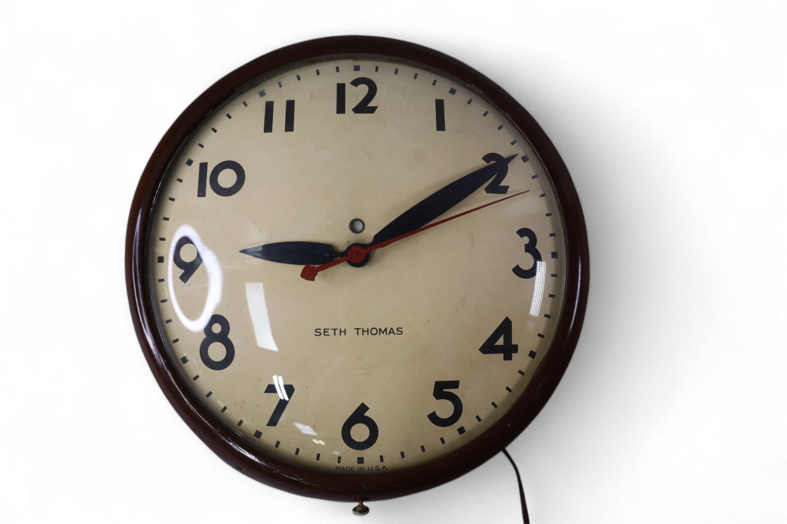 VINTAGE WALL CLOCK (1 of 2)