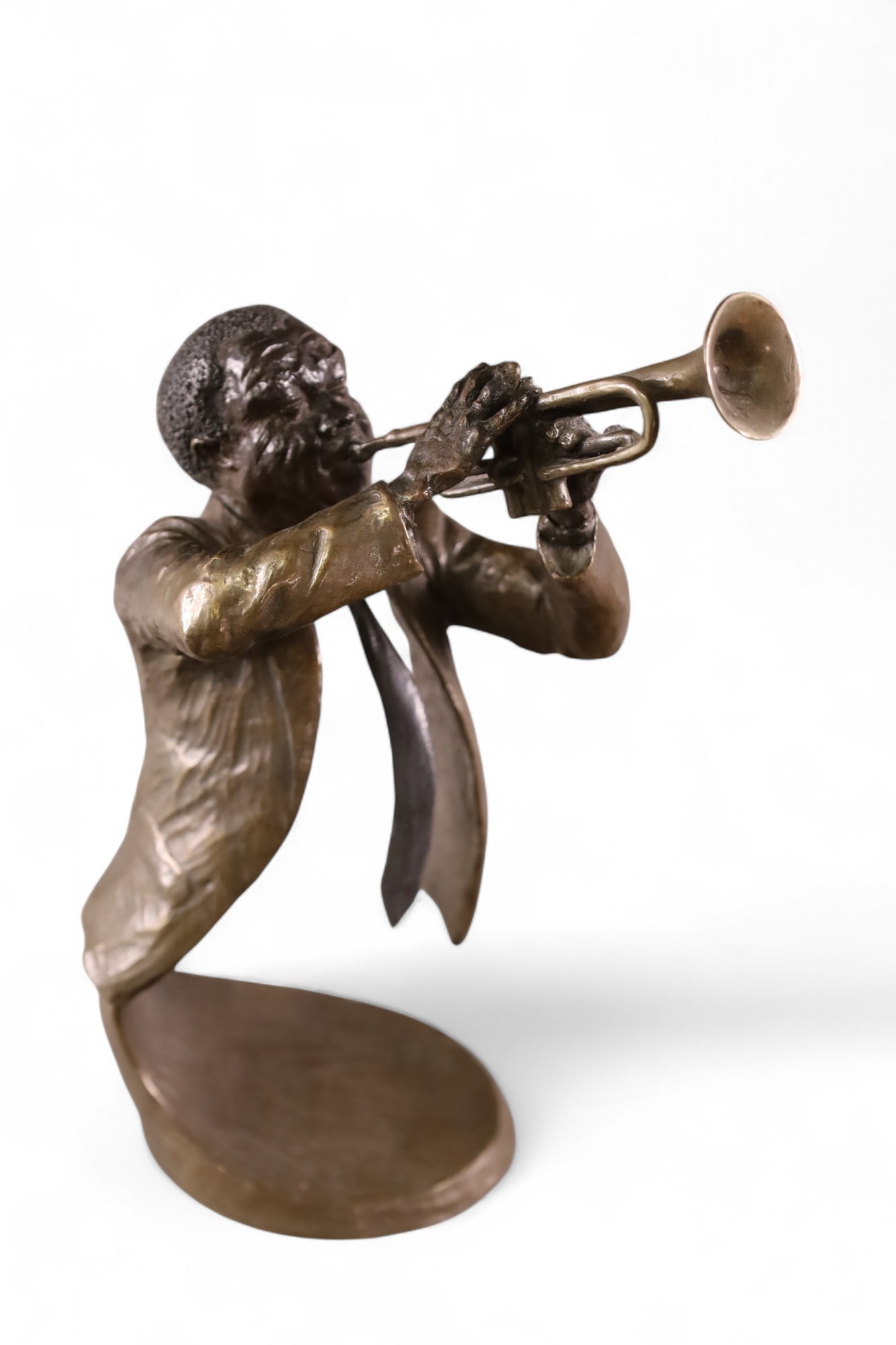 MARK HOPKINS TRUMPET PLAYER BRONZE: SIGNED BRONZE TRUMPET PLAYER, DATED 1992. 700/750. 12" H.