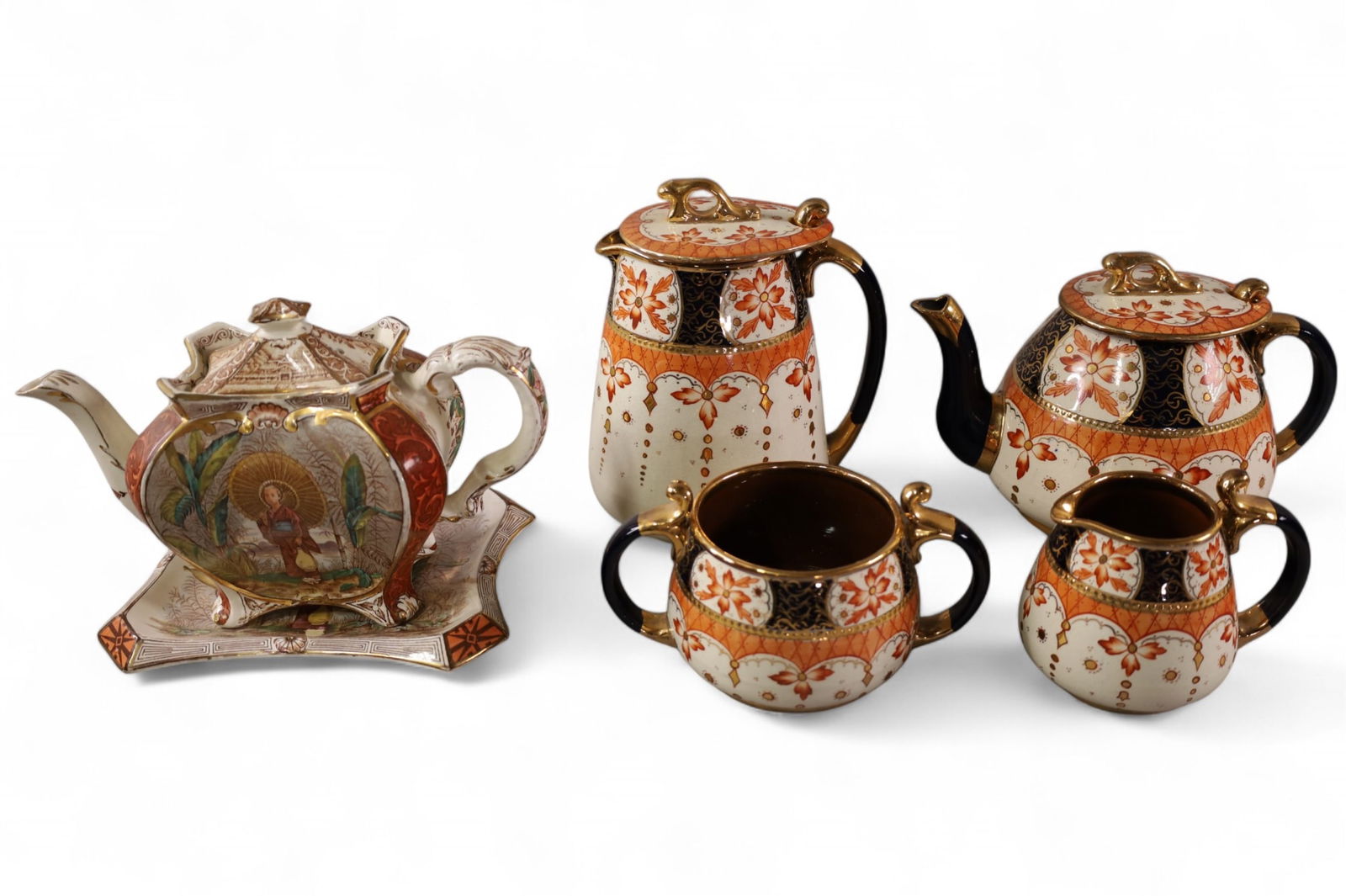 LOT OF ENGLISH PORCELAIN (1 of 3)