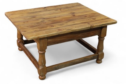 PINE SIDE TABLE