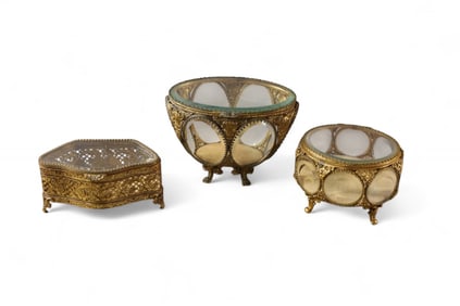 3 DRESSER BOXES