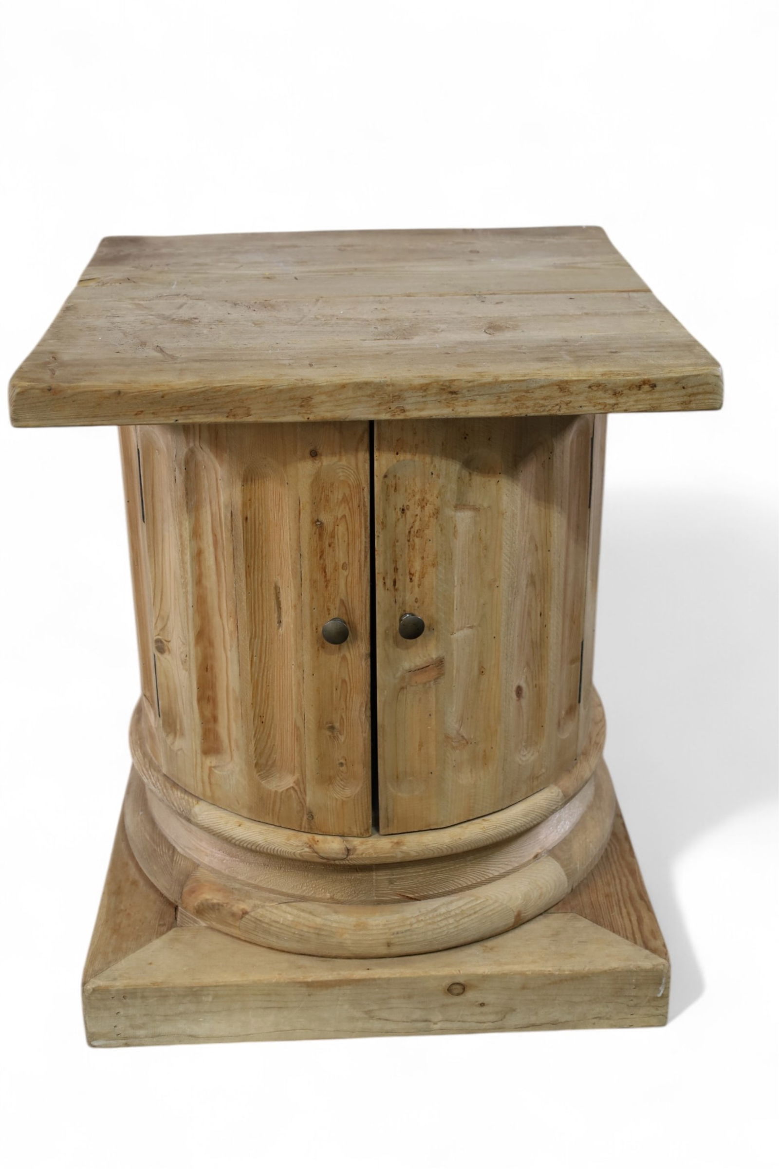 PRIMITIVE PINE PILLAR STAND (1 of 3)