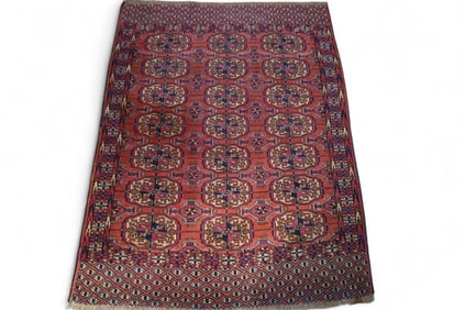 APPROX 4' 7" x 3' 5" HANDMADE WOOL RUG