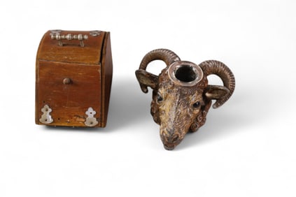 2 INKWELLS