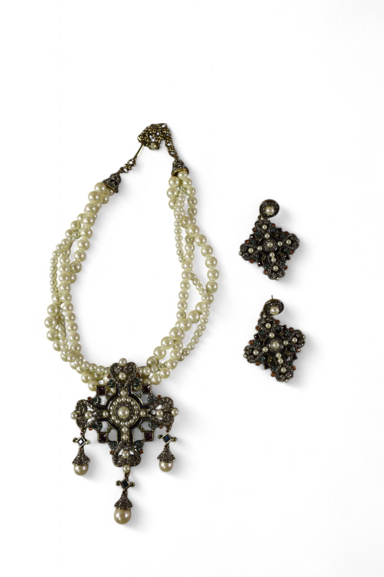 HEIDI DAUS JEWELRY SET (1 of 3)