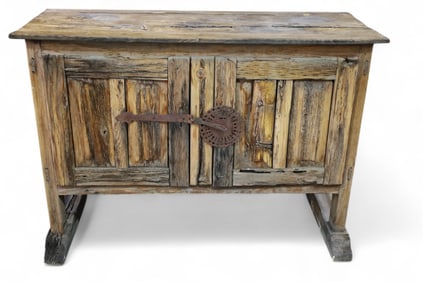 TWO DOOR RUSTIC SERVER