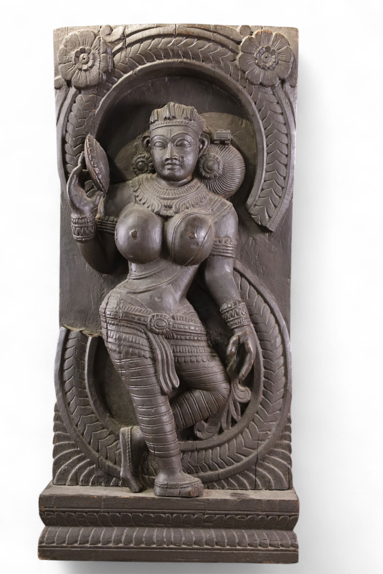 CARVED WALL PLAQUE (1 of 2)