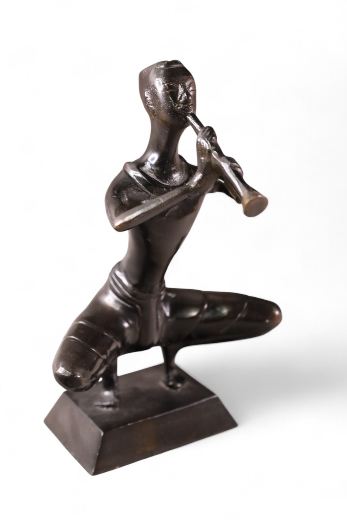 BRONZE MUSICAL FIGURE: FLUTE PLAYER MUSICAL FIGURE, 8" H.
