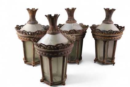 IRON STREET LIGHT TOPPERS