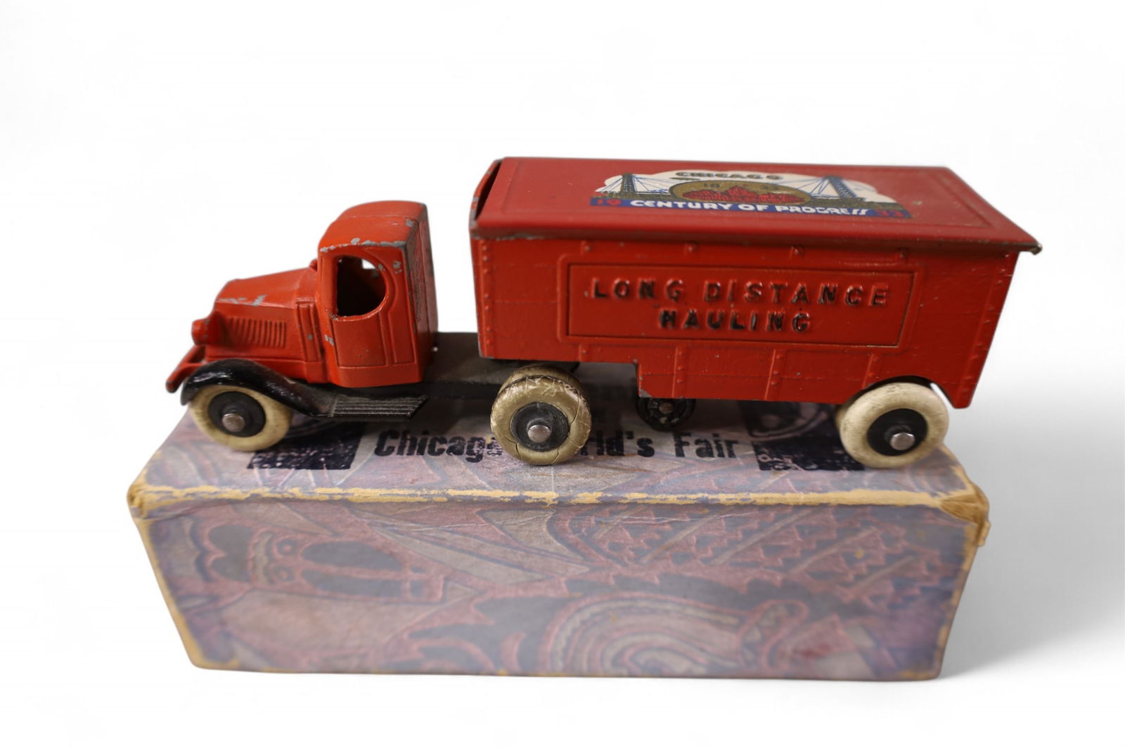 1933 CHICAGO WORLD'S FAIR TRUCK (1 of 3)