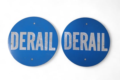 2 TRAIN SIGNS