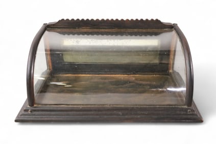 SMALL TABLE TOP SHOWCASE