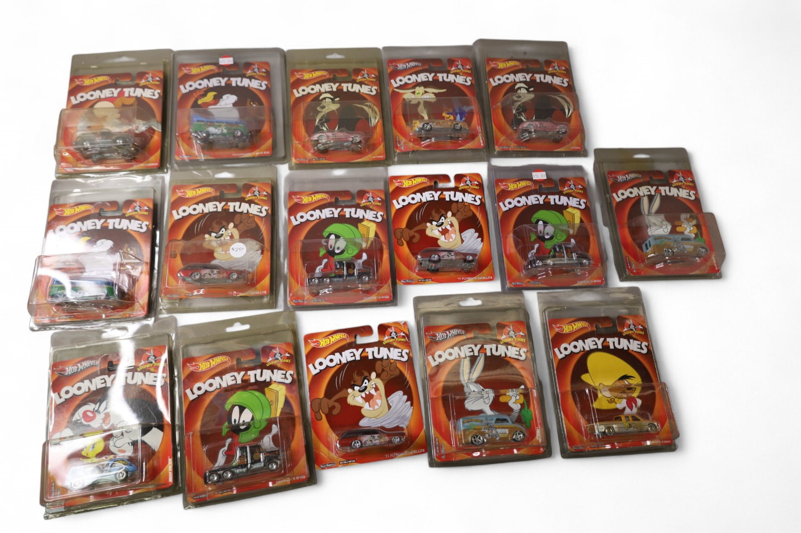 16 LOONEY TUNES HOT WHEELS: 16 LOONEY TUNES HOT WHEELS