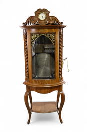 REGINA STYLE 35 UPRIGHT COIN OP. DISK PLAYER