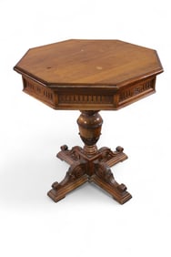 1930'S WALNUT OCTAGON LAMP TABLE