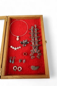GROUPING OF NATIVE AMERICAN & MEXICAN JEWELRY