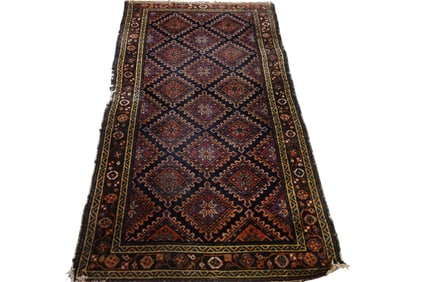 APPROX 6' x 3' 6" HANDMADE WOOL RUG