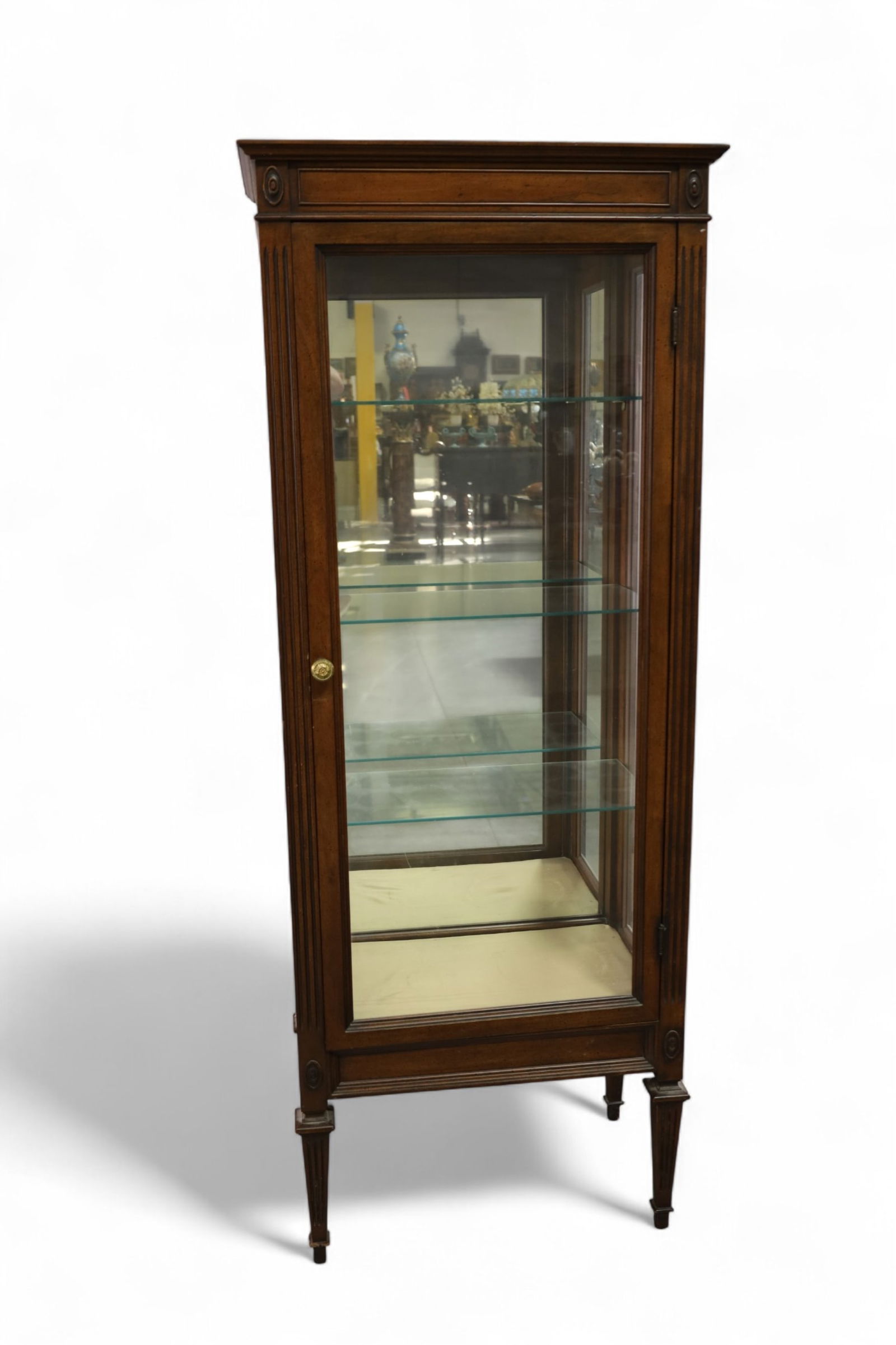 SINGLE DOOR CURIO (1 of 3)