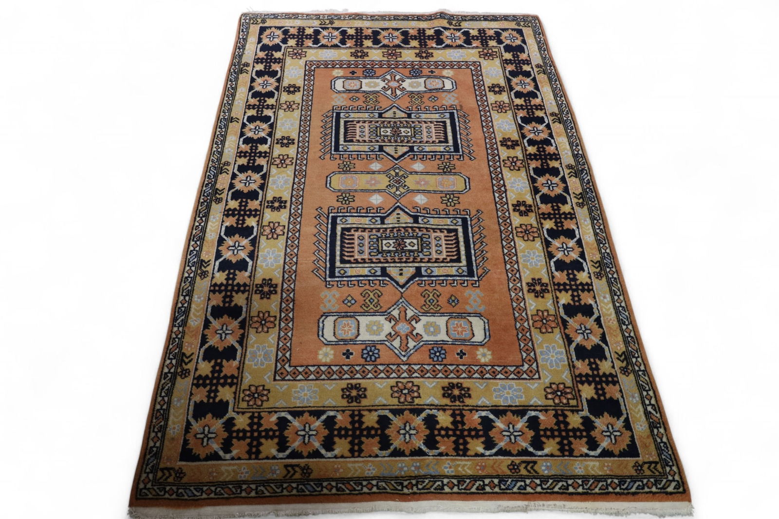 APPROX 6' x 4' HANDMADE WOOL RUG (1 of 4)